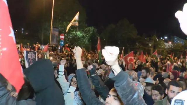 ABD Konsolosluğu Önünde Protesto